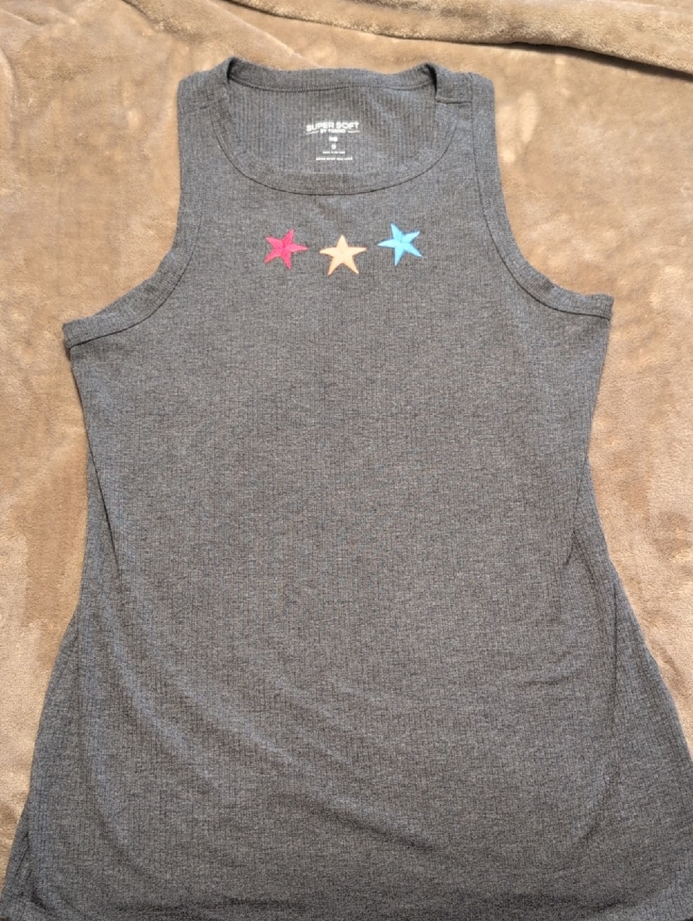 torrid Gray Ribbed Tank with Pink, Yellow & Blue Star Accents Size 0 (12)